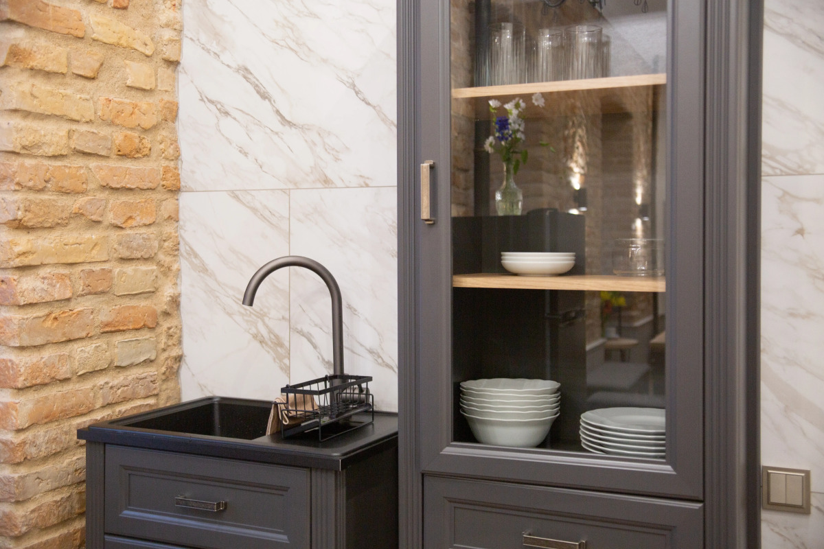 Мебелированные комнаты с Собственными Санузлами на Центральной Пешеходной Улице