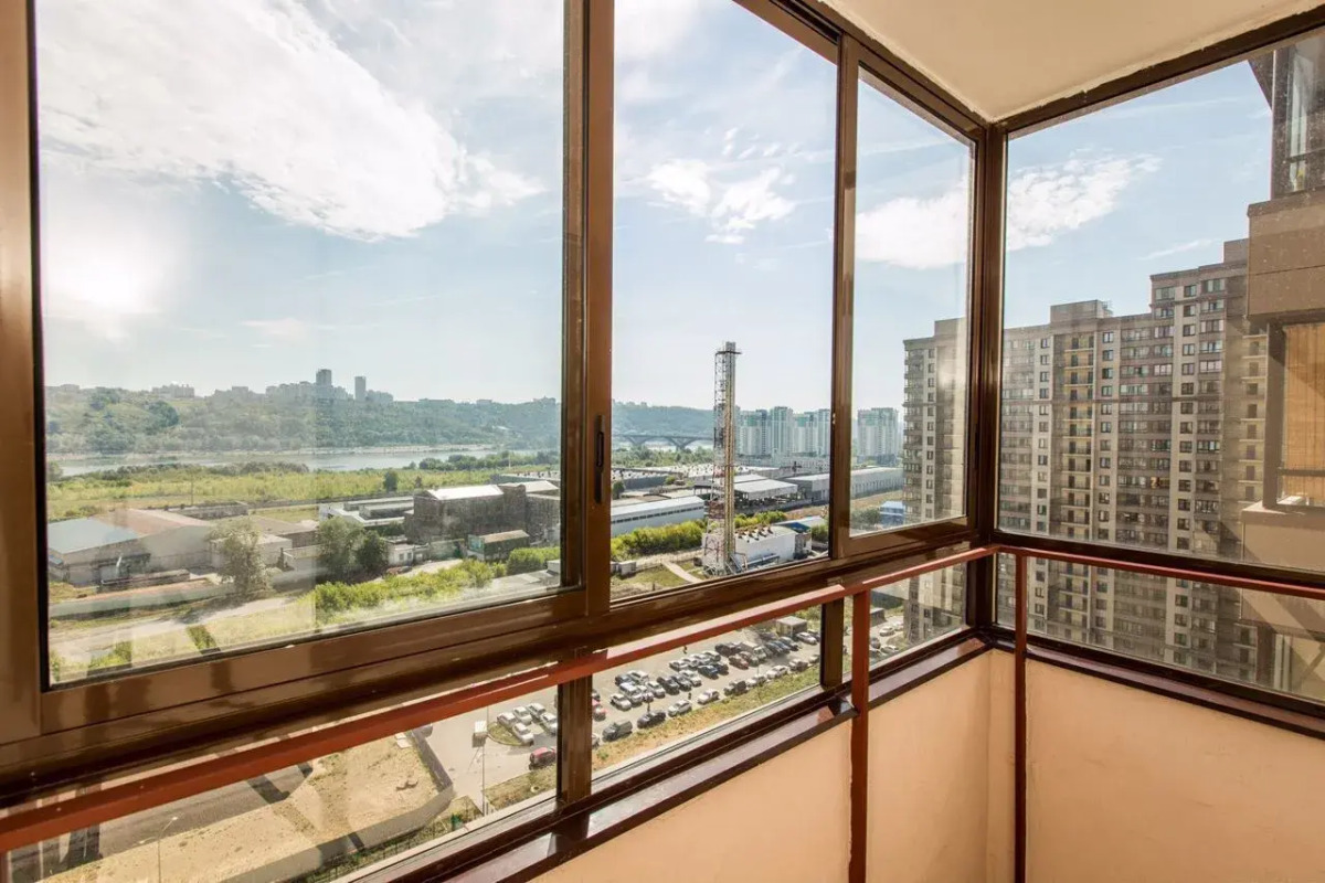 Квартира на улице Июльских Дней