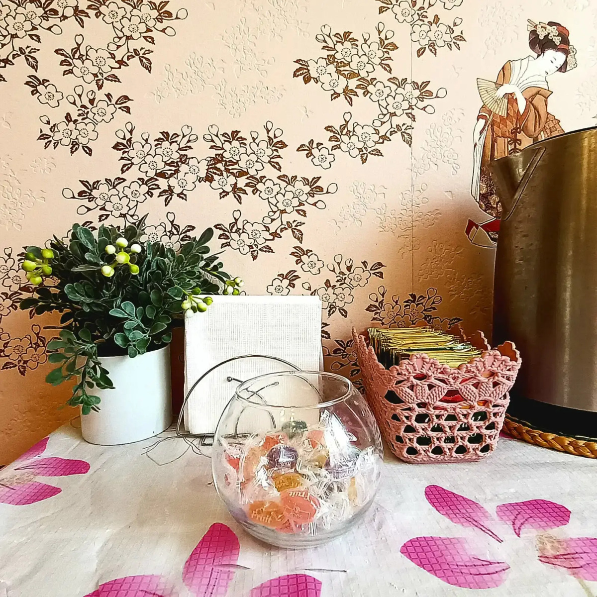 Квартира Двухкомнатная Волгоградская 6