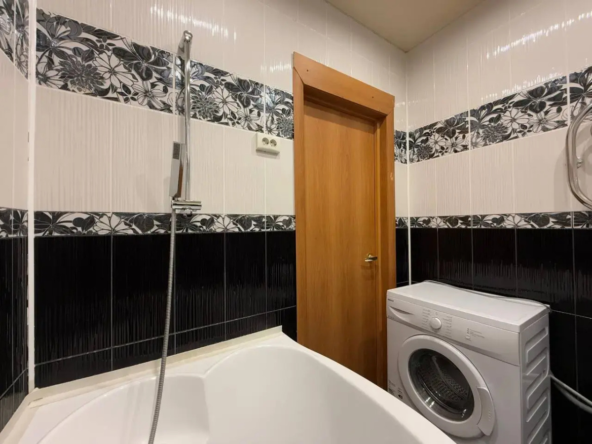 Квартира Новая рядом с Озером и Метро