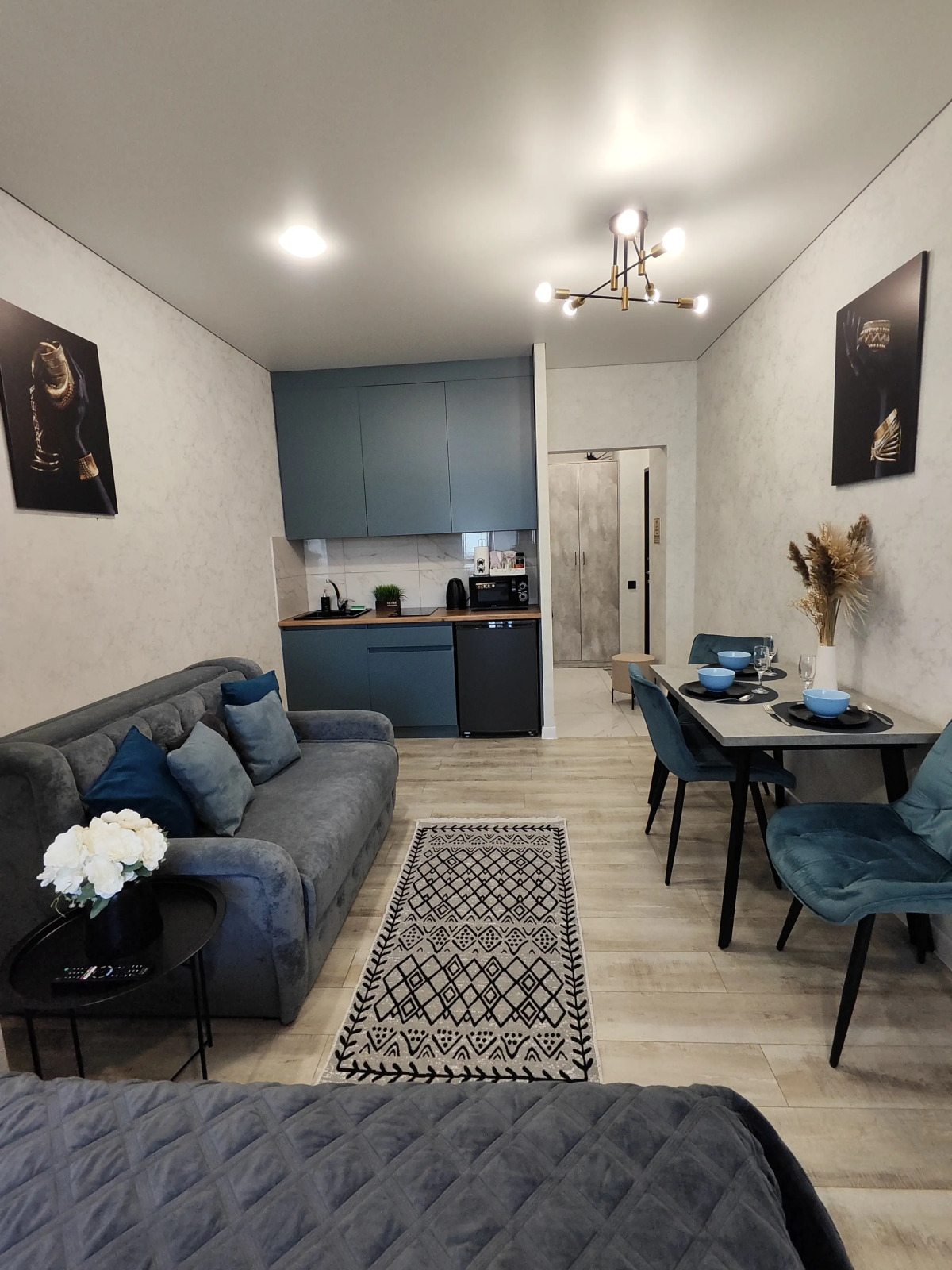 Квартира NATALI Aparts 108.1