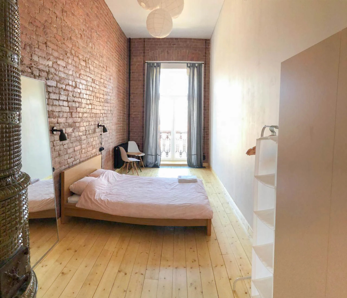 Жилое помещение Forever Young Rooms