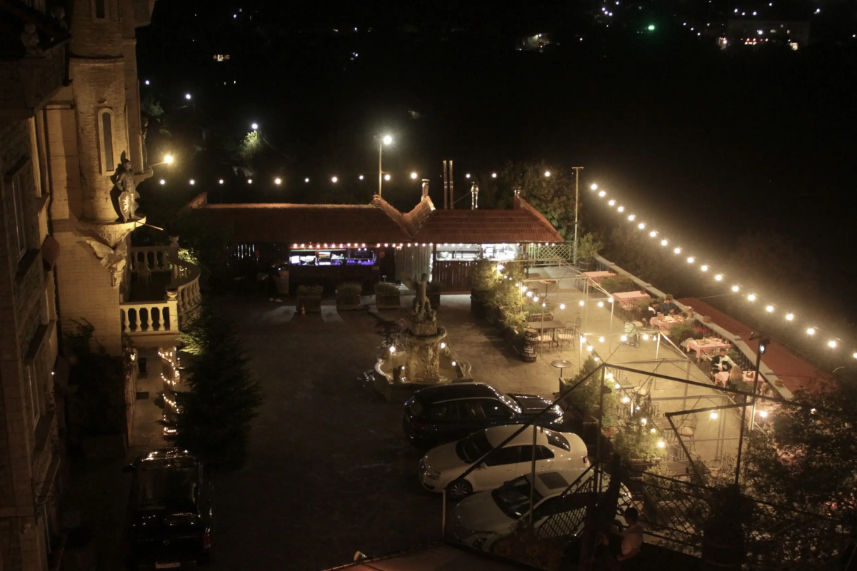 Отель Крылья