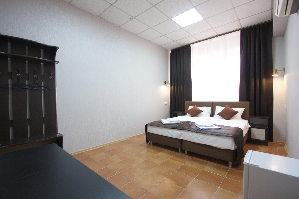 Отель Автодвор