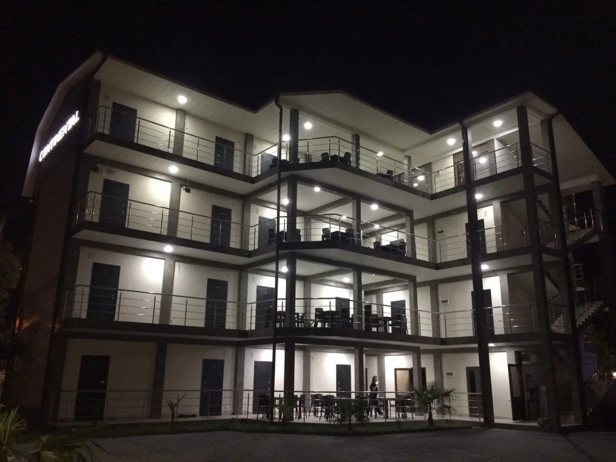 Вилла Отель Континенталь