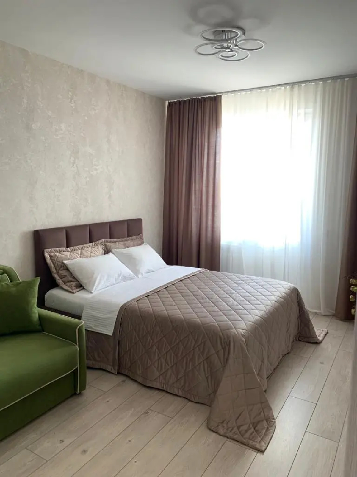 Апартаменты 1 Комнатные Возле Роял Парка