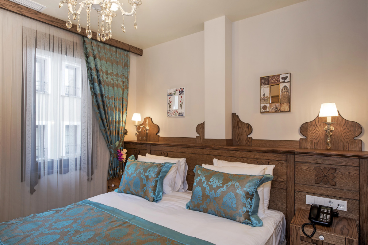 Отель Perapolis