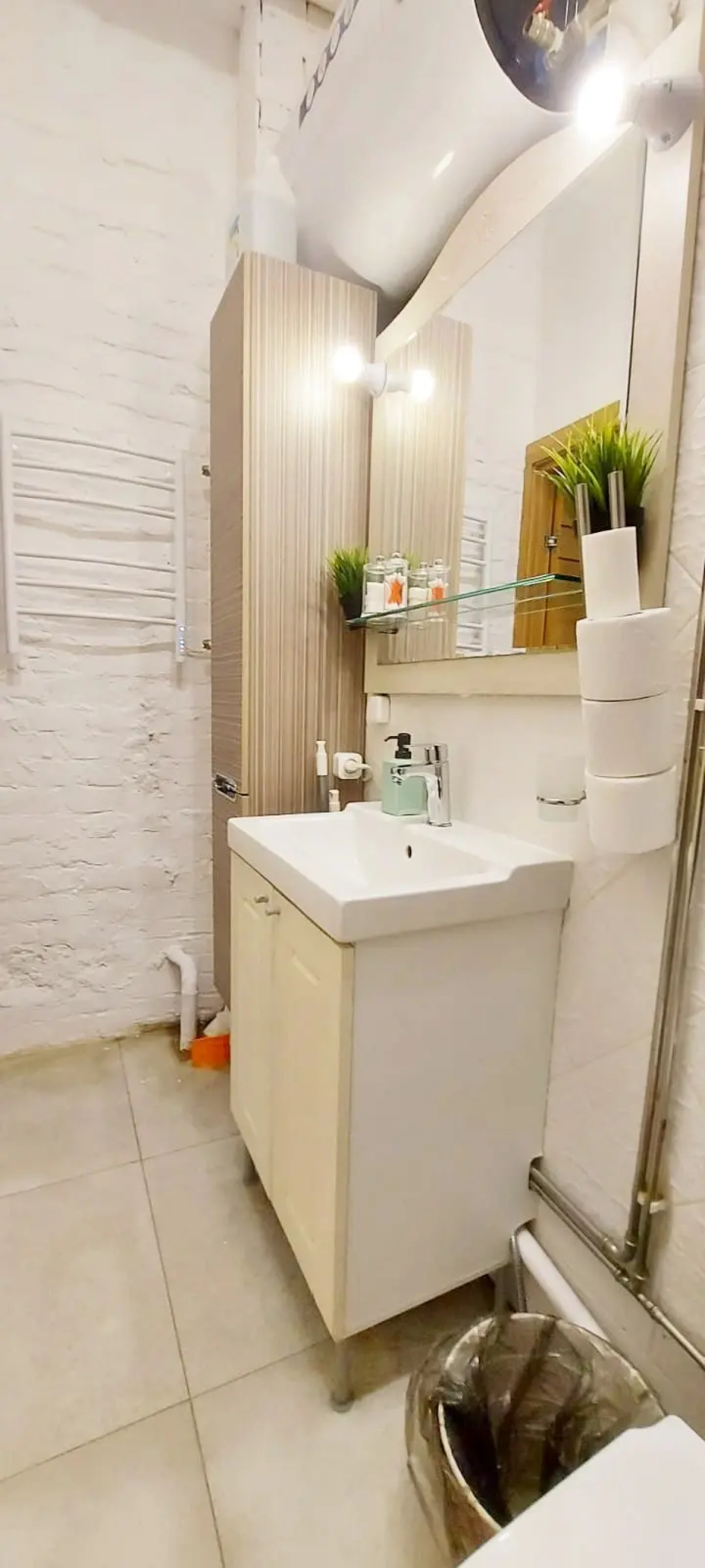 Студии у Эрмитажа с кодовым доступом и отдельным входом 1