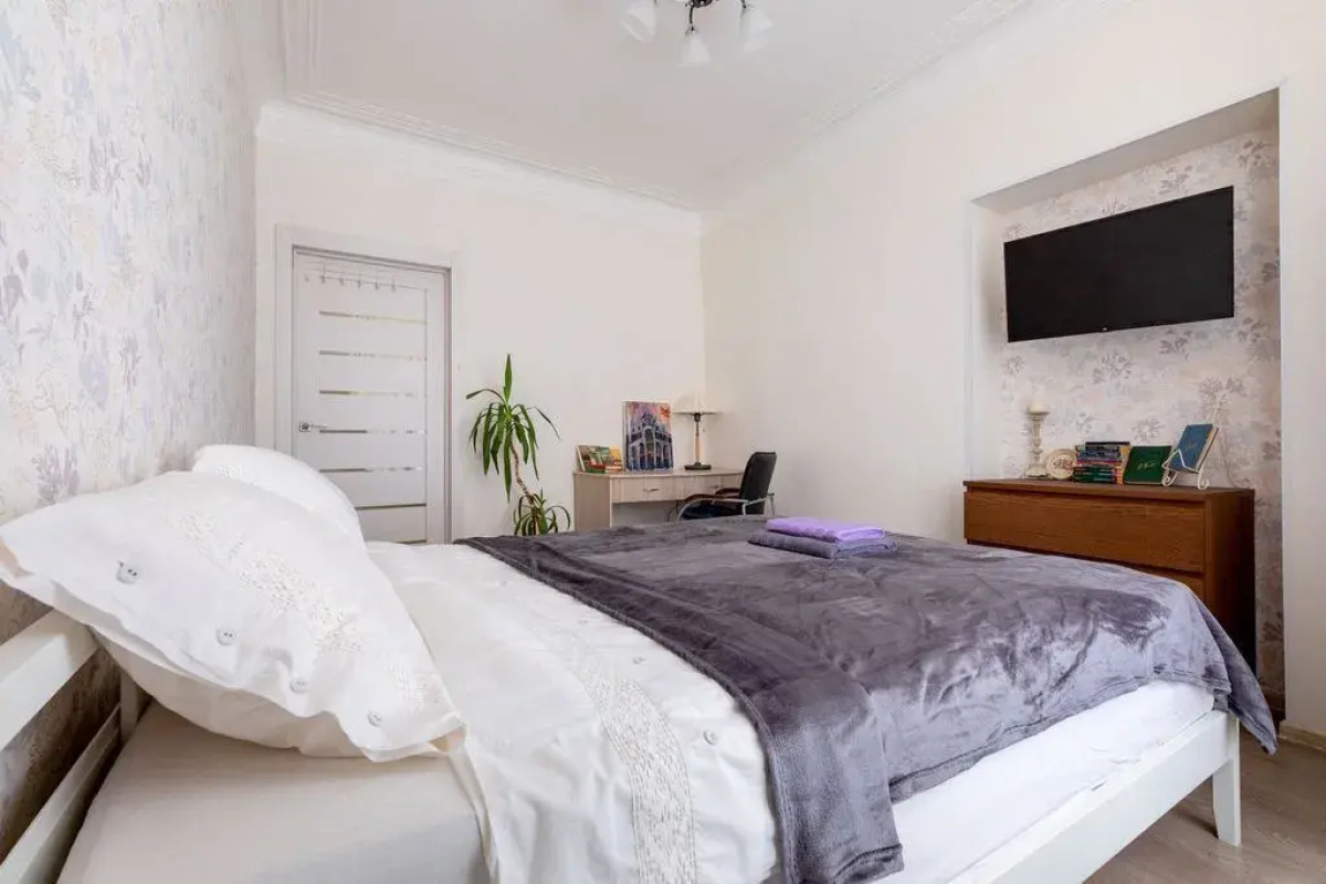 Квартира 3-комнатная в Самом Сердце Санкт-Петербурга