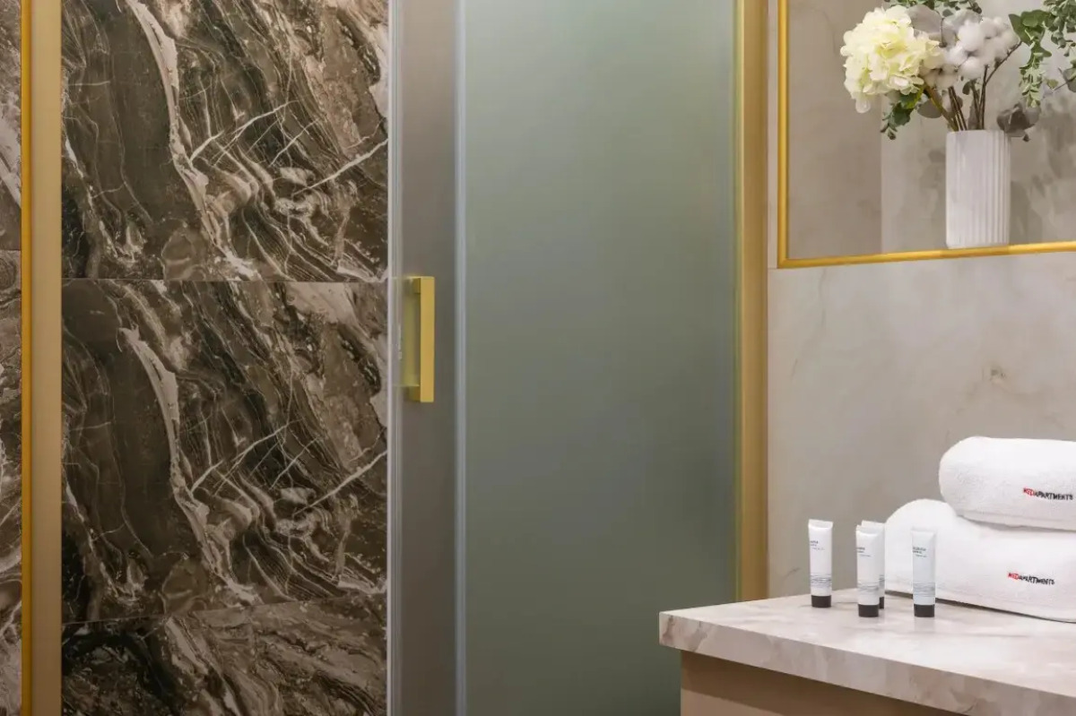 Апартаменты RED APARTMENTS Светлана Парк Офелия