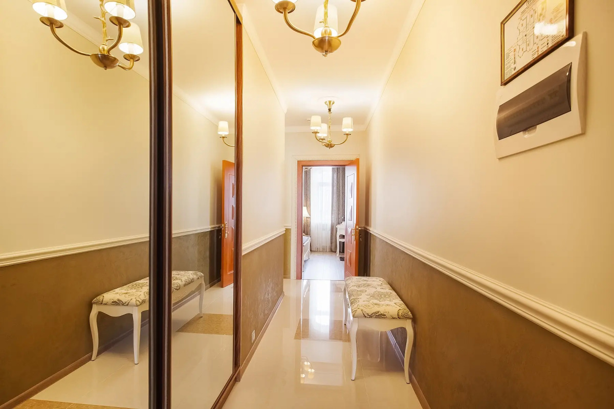 Отель Кристэлла