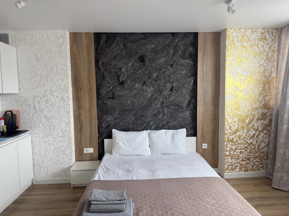 Квартира Уютная студия с дизайнерским ремонтом на ул. Мира