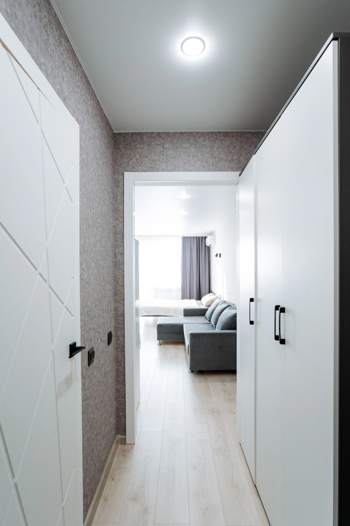 Квартира Современная студия на Комсомольской