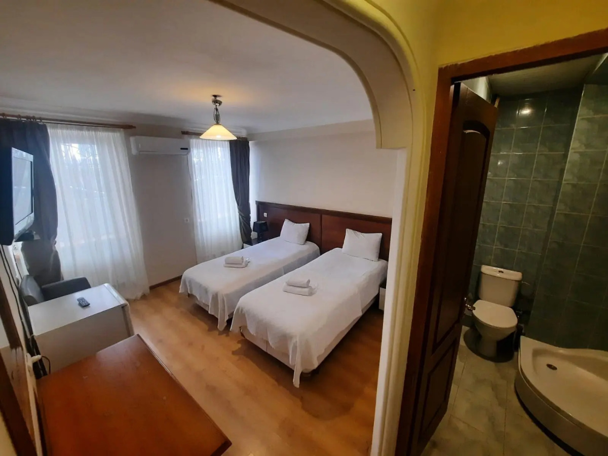 Отель Beaumonde Tbilisi