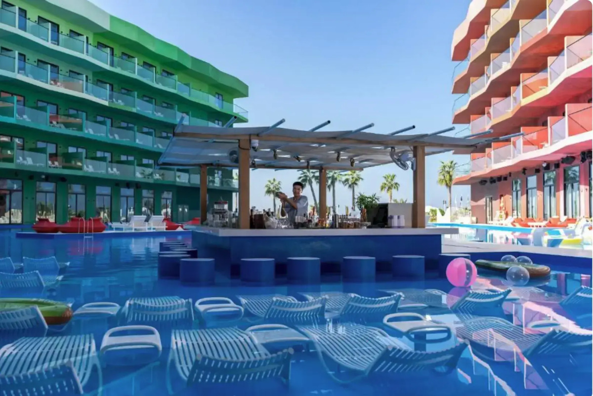 Отель Voco Dubai Monaco The Heart of Europe