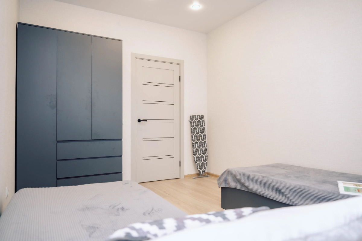 Трехкомнатная Просторная Квартира на 6 гостей у ТЦ Планета и Аквапарка