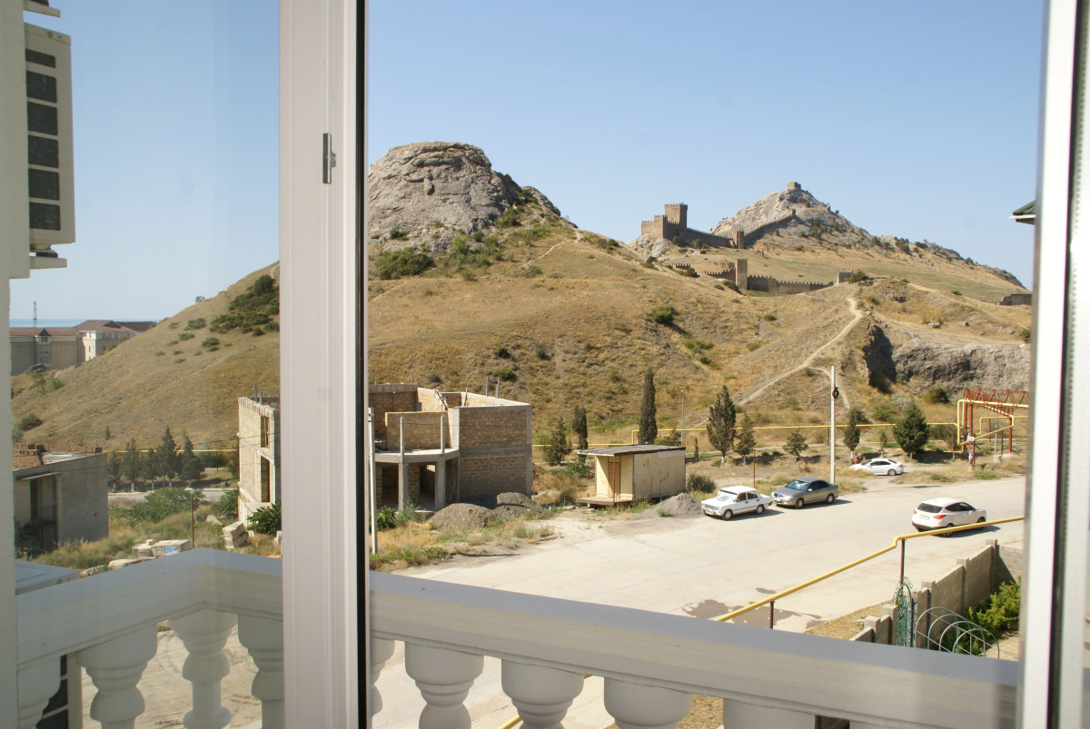 Belye Parusa Guest House