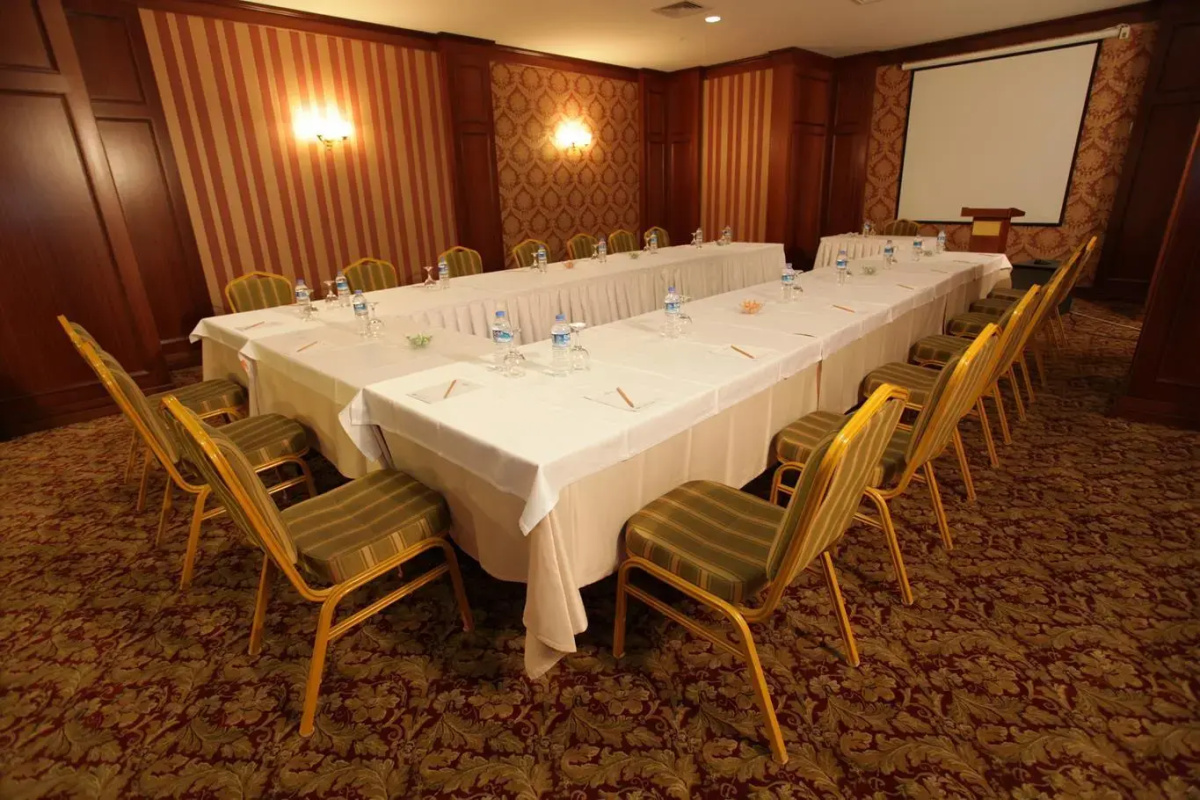 Nova Plaza Orion Hotel