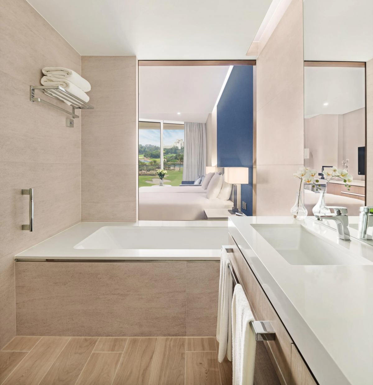 Курортный отель JA The Resort - JA Lake View