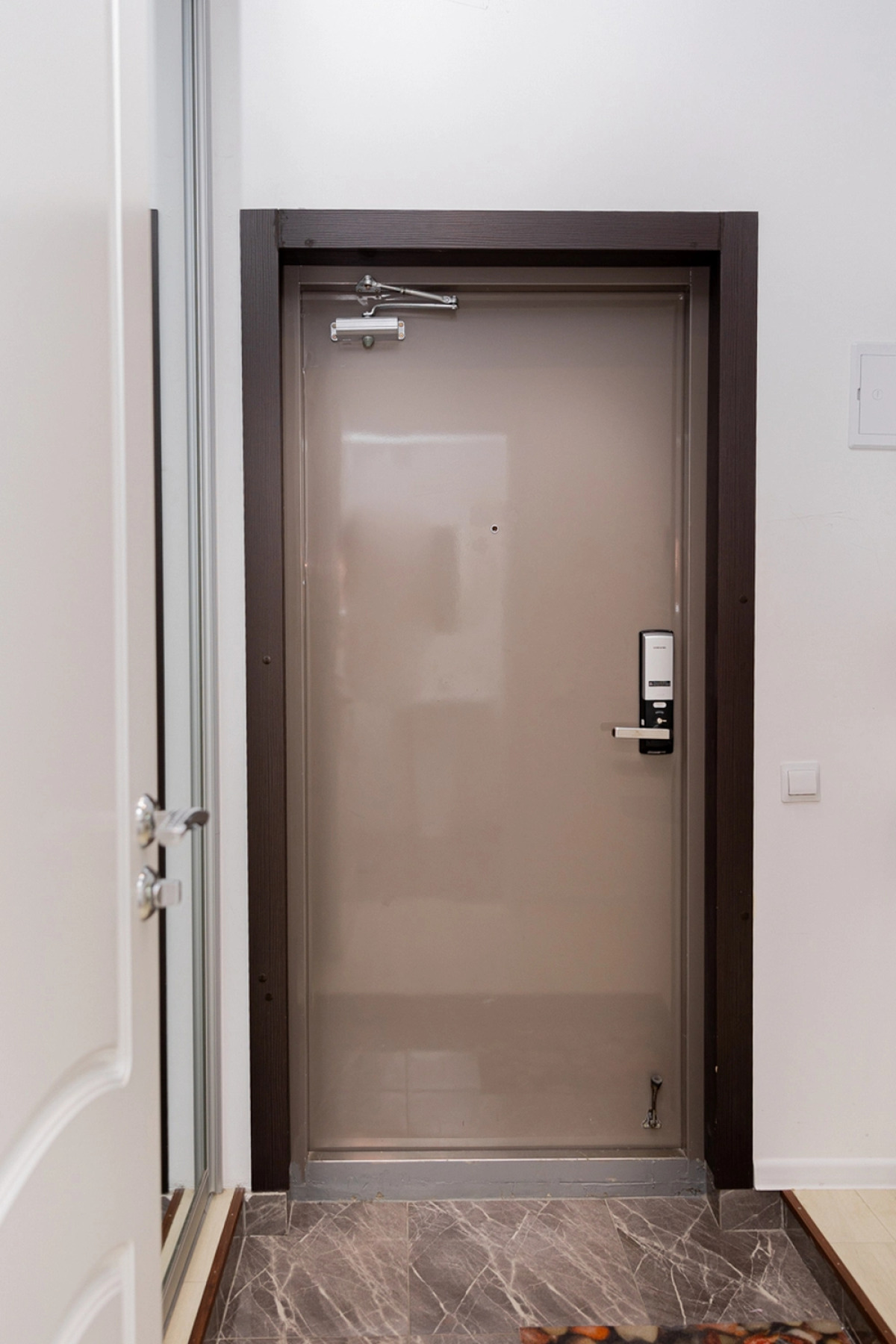 Апартаменты Современная студия на Мира 300 12 этаж