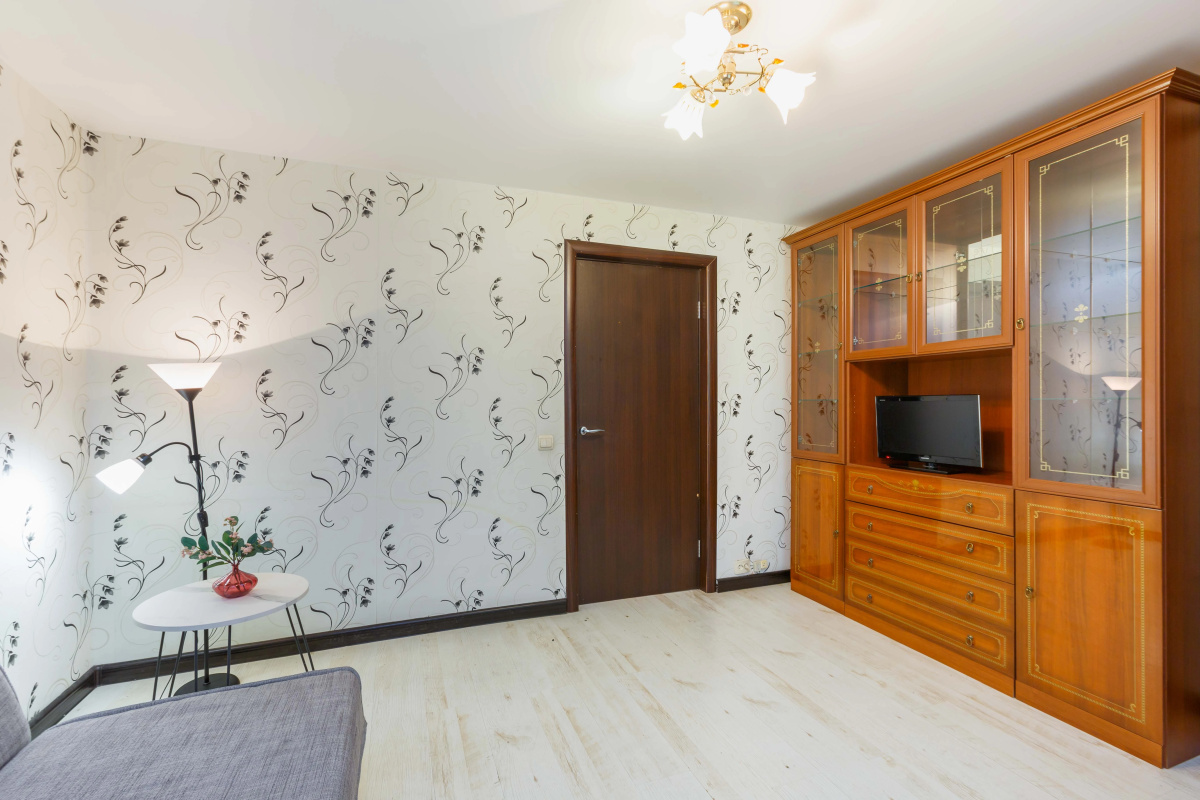 Квартира Inndays Apartments на Обручева 49