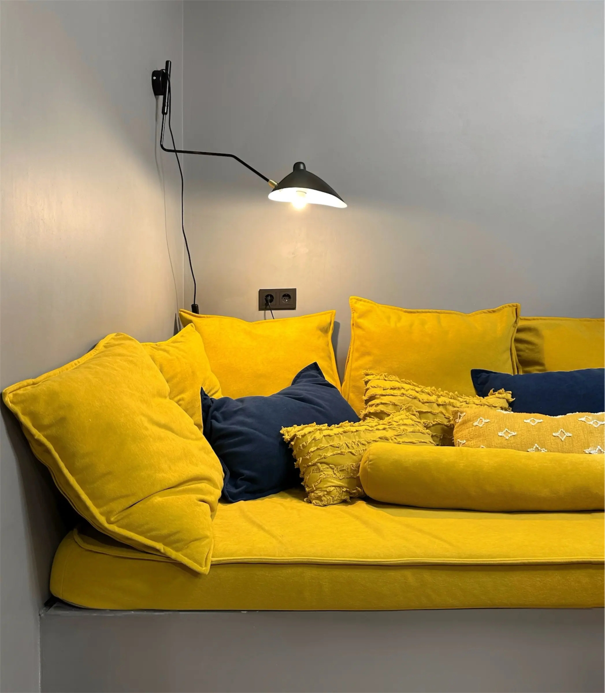 Квартира Стильная в 100 м от Новой Набережной Волги