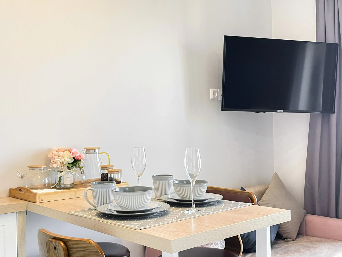 Апартаменты с Панорамными Окнами на 14 Этаже Небоскреба Бизнес-Класс в ЖК D1