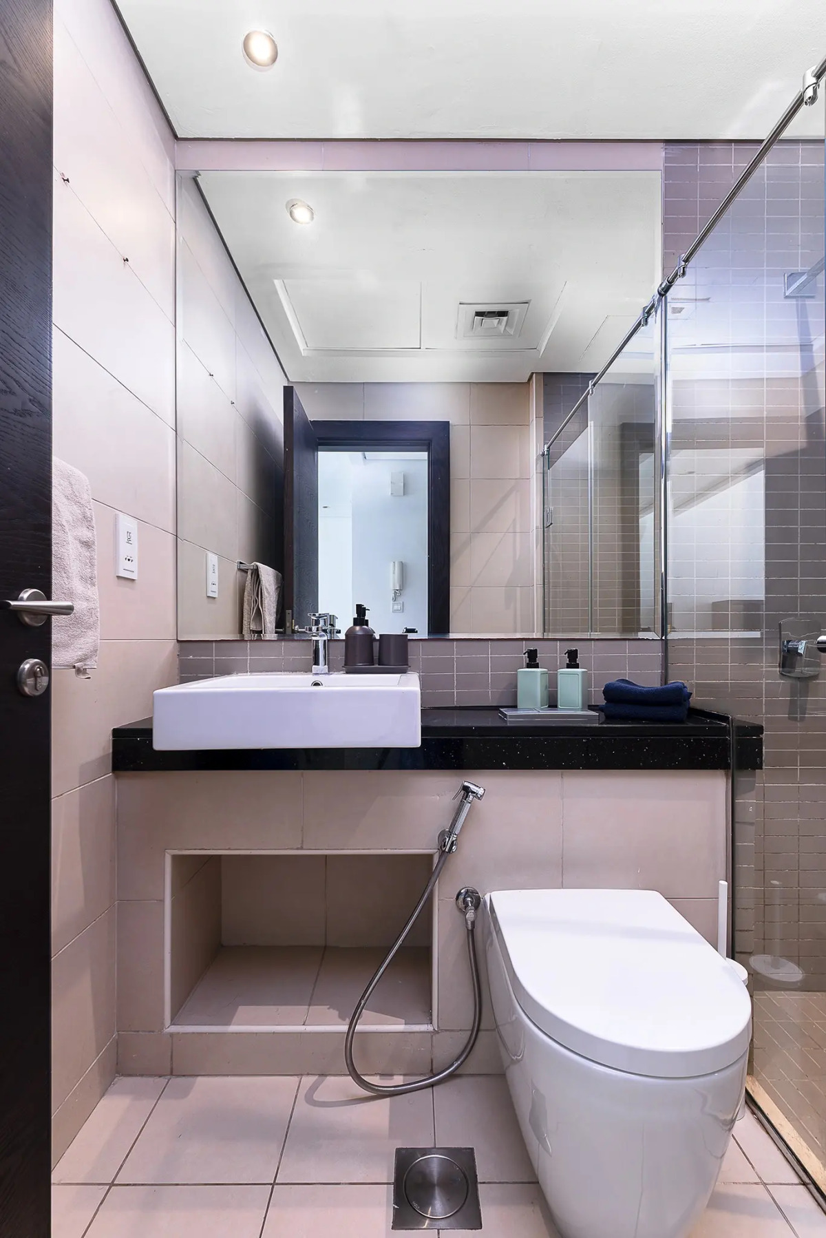 Апартаменты Welcome Home in Silverene Tower