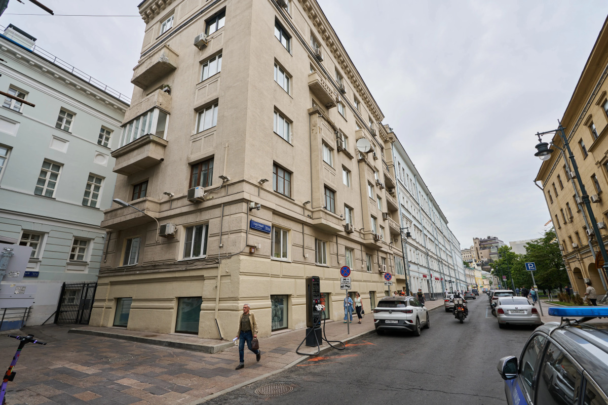 Apartamentyi Na Gazetnom Pereulke 1/12