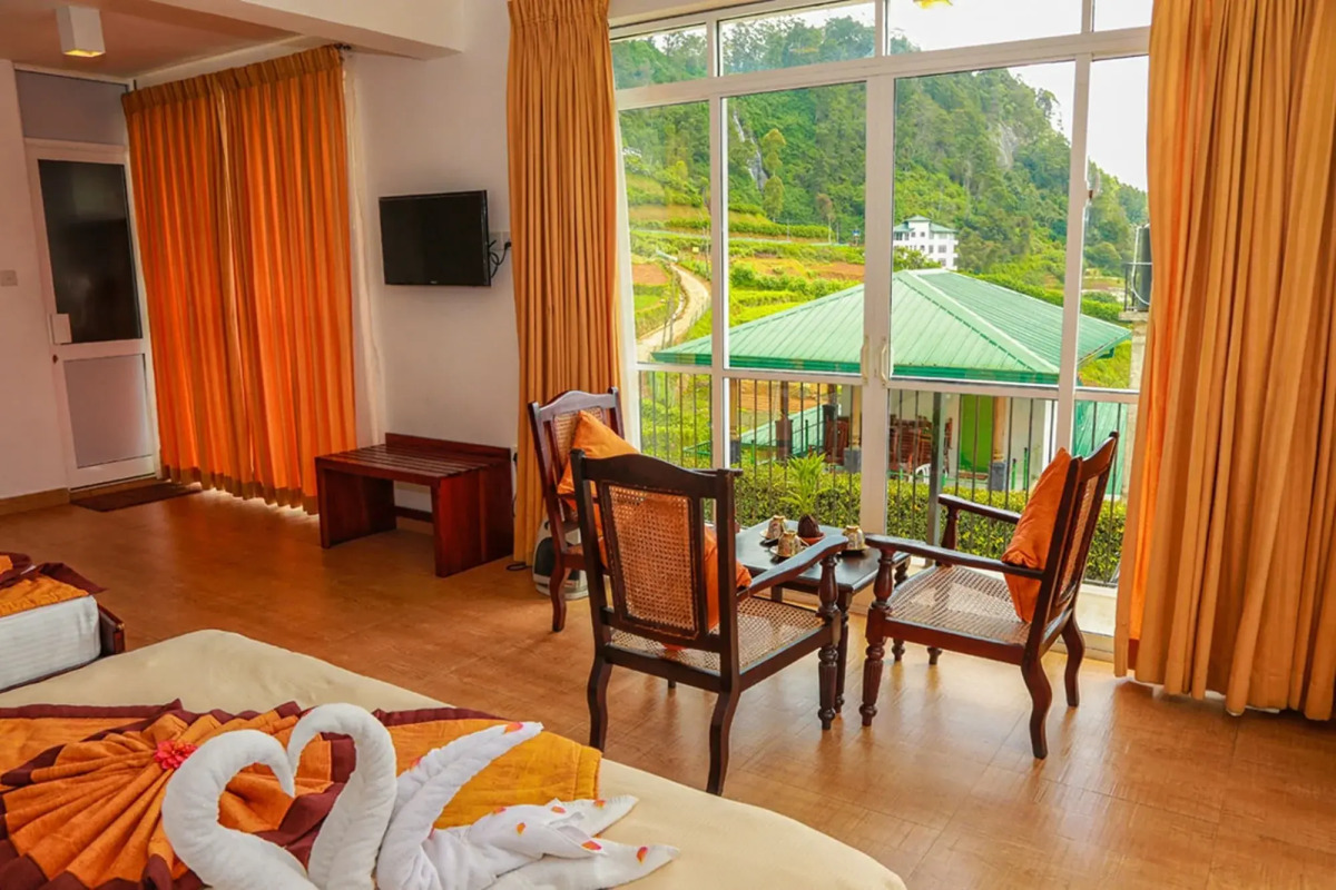 Отель Oak Ray Summer Hill Breeze