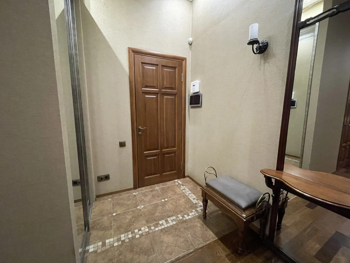 Квартира Уникальная с балконом