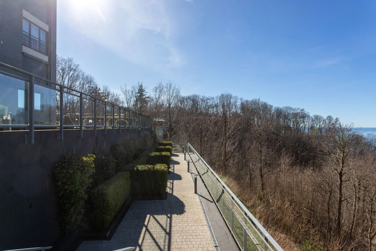 Квартира на Первой Линии у Моря