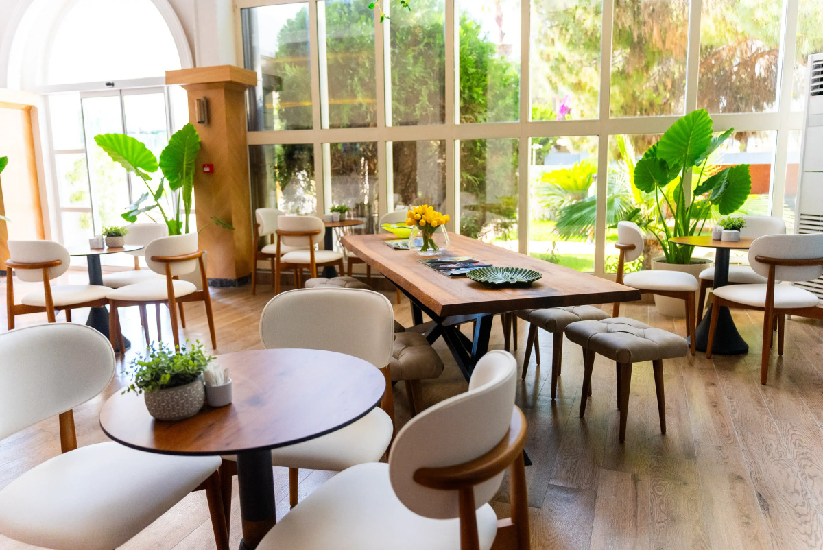 Rose Garden Premium Hotel