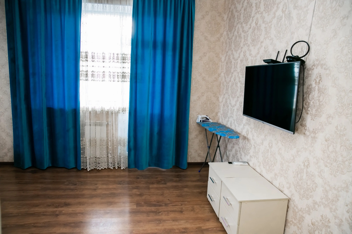 Апартаменты КвартОтель на М.Горького 85Б 14