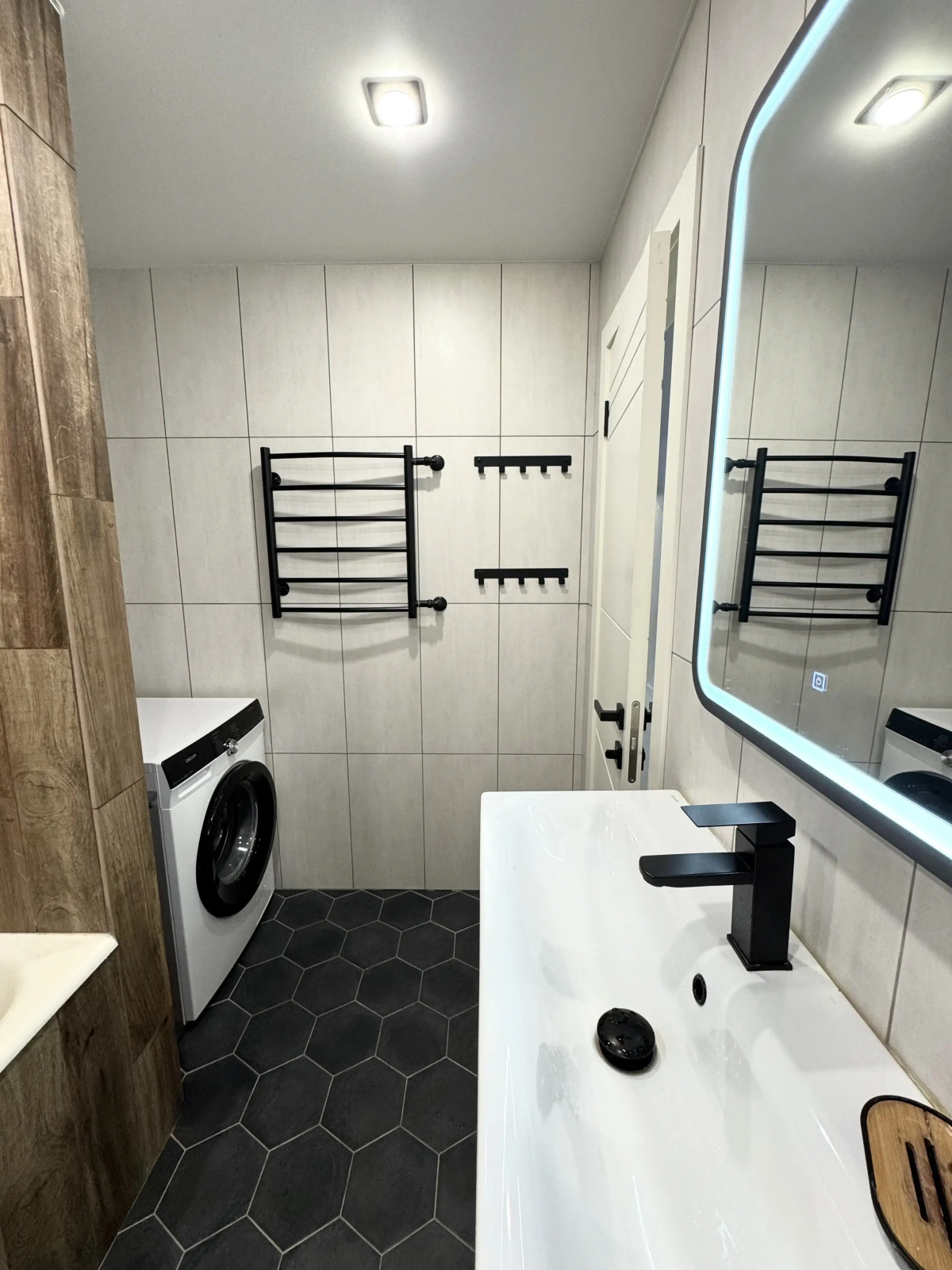 Квартира рядом с УВЗ Орджоникидзе 12