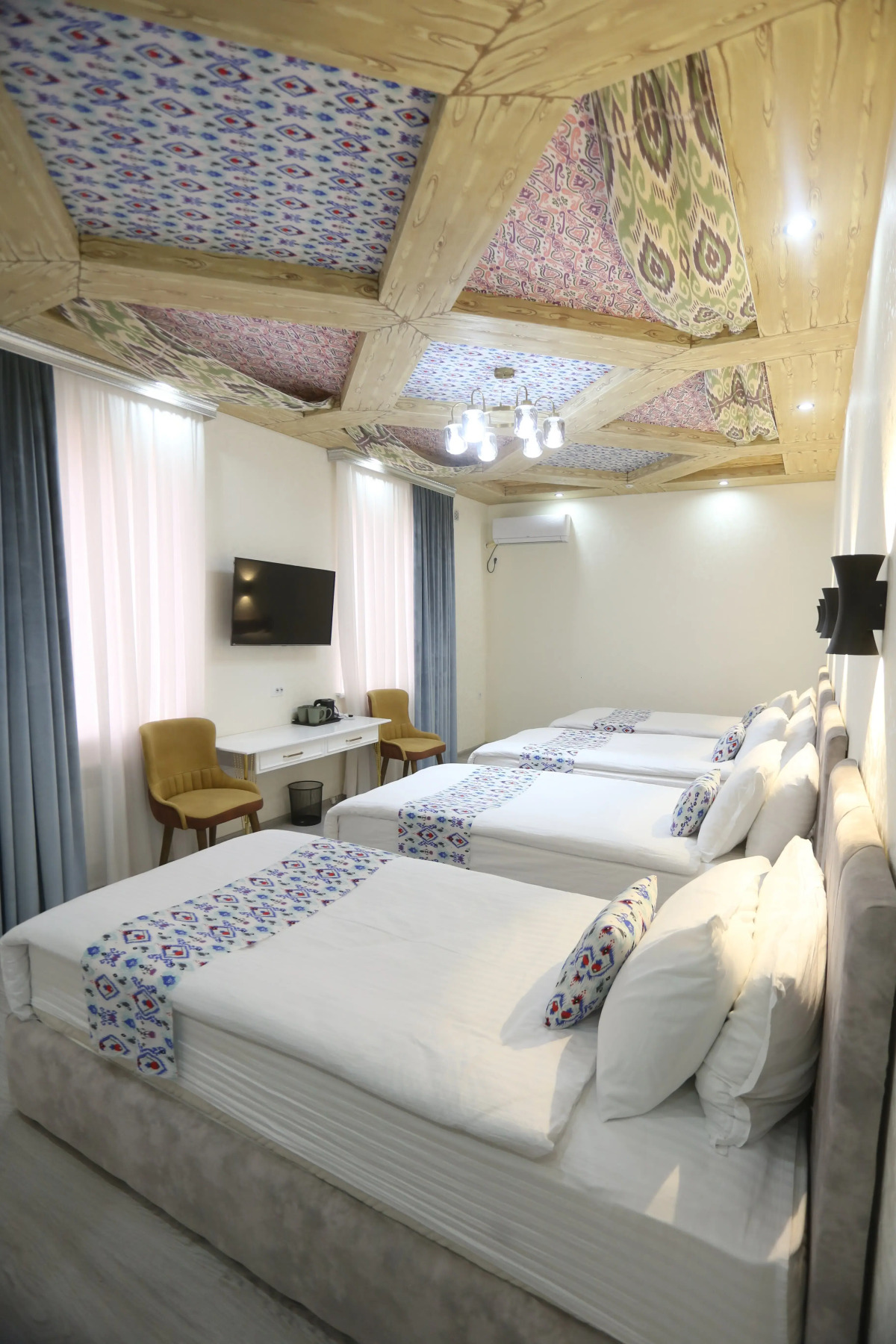 Отель Bibihojar