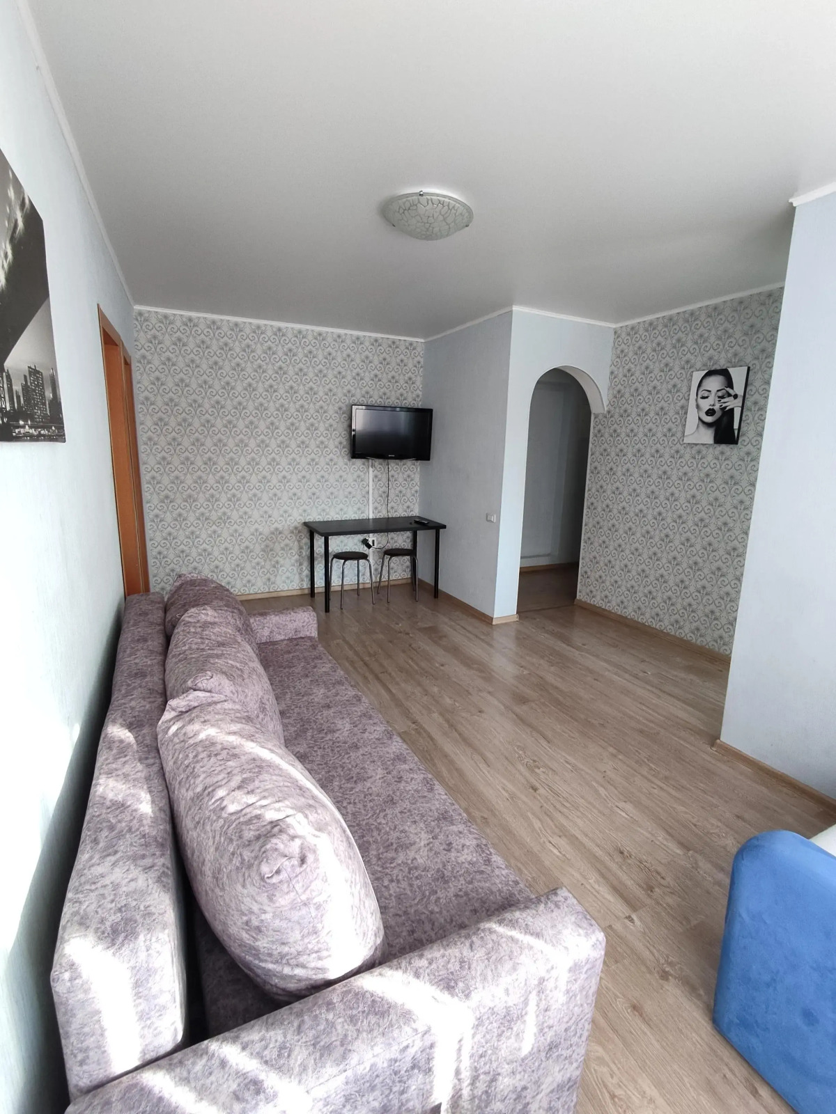 Апартаменты двухкомнатные на Энгельса