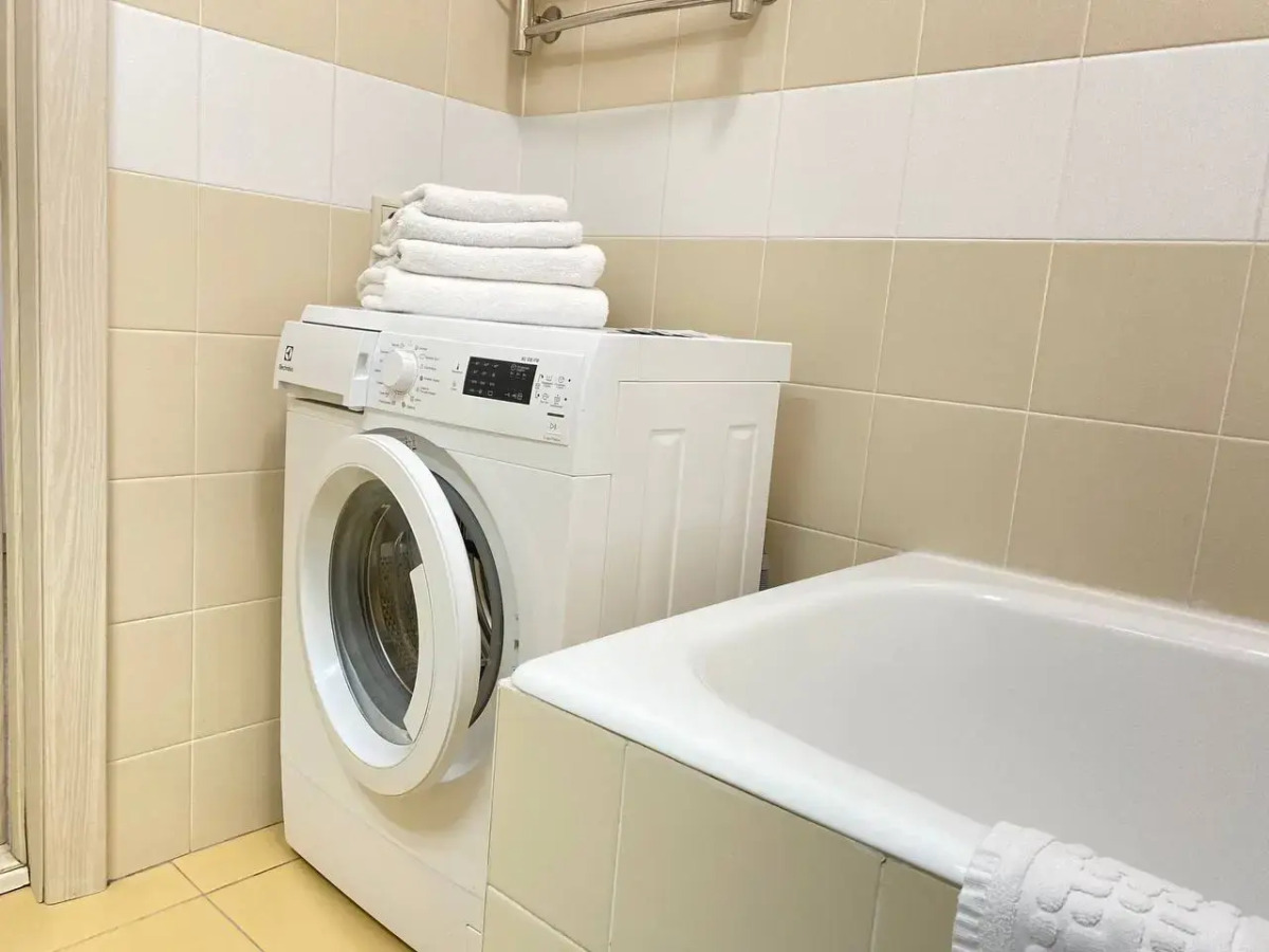 Апартаменты Сакко и Ванцетти 77