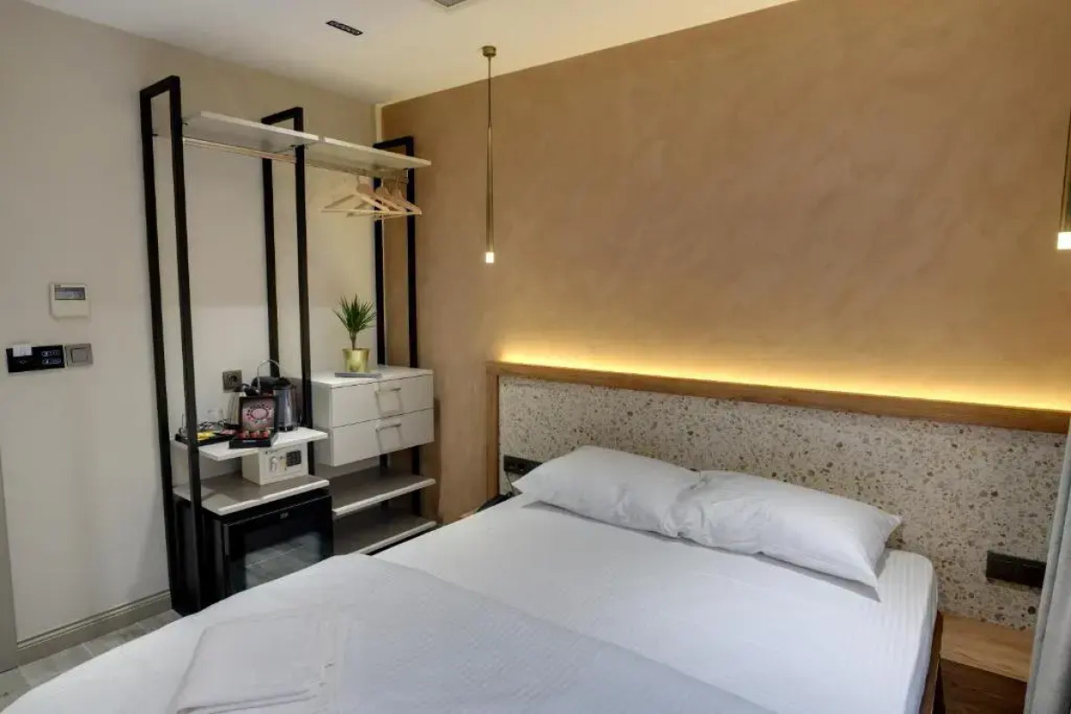 Отель 21 Rooms Hotel
