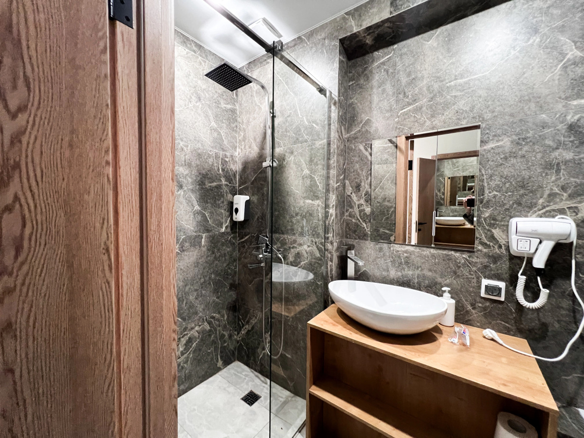 Апартаменты на Толстого