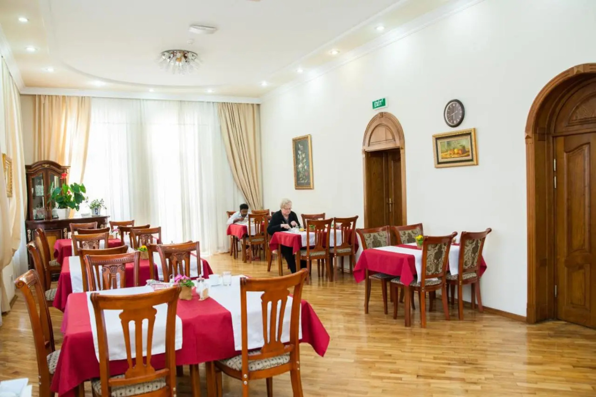 Отель Азкот