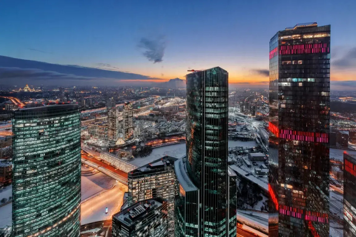 Romantic apart on 71 floor