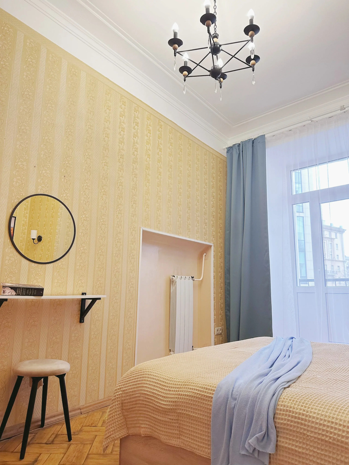 Квартира Четырехкомнатная Natali Apart на 8 Человек Около Патриарших Прудов в Центре Москвы