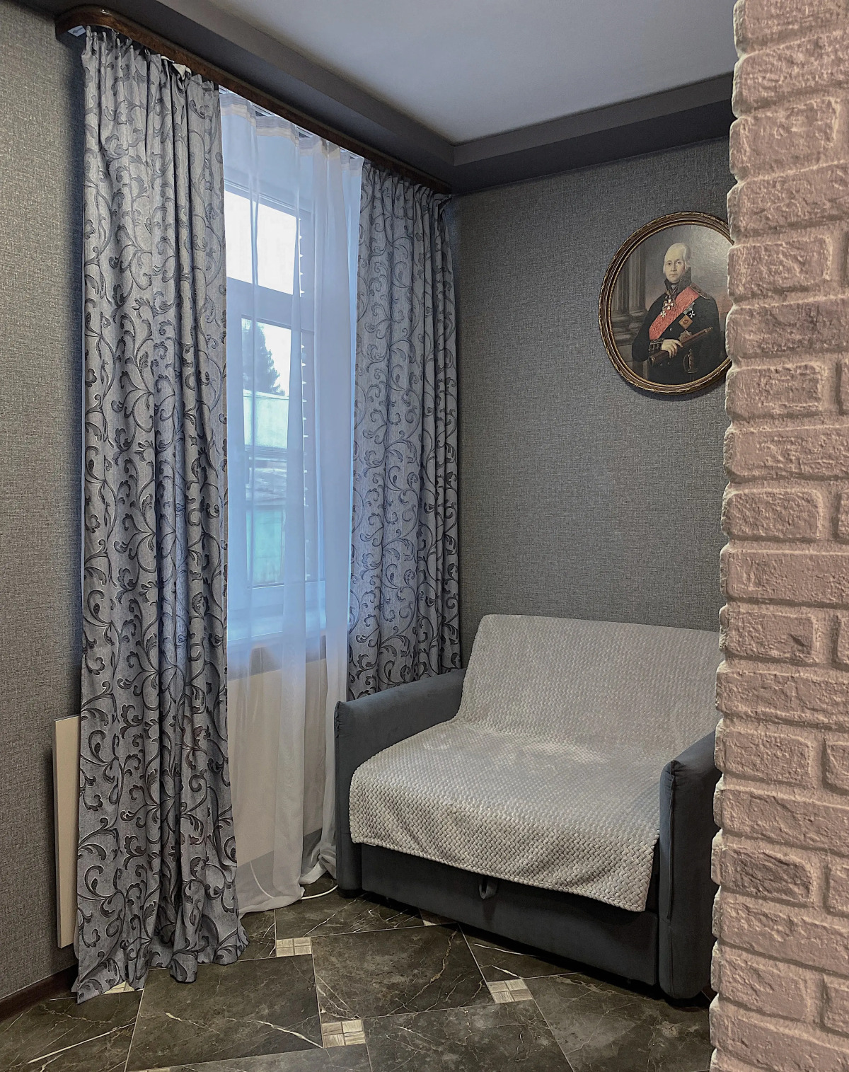 Апартаменты с отдельным входом на Нахимсона