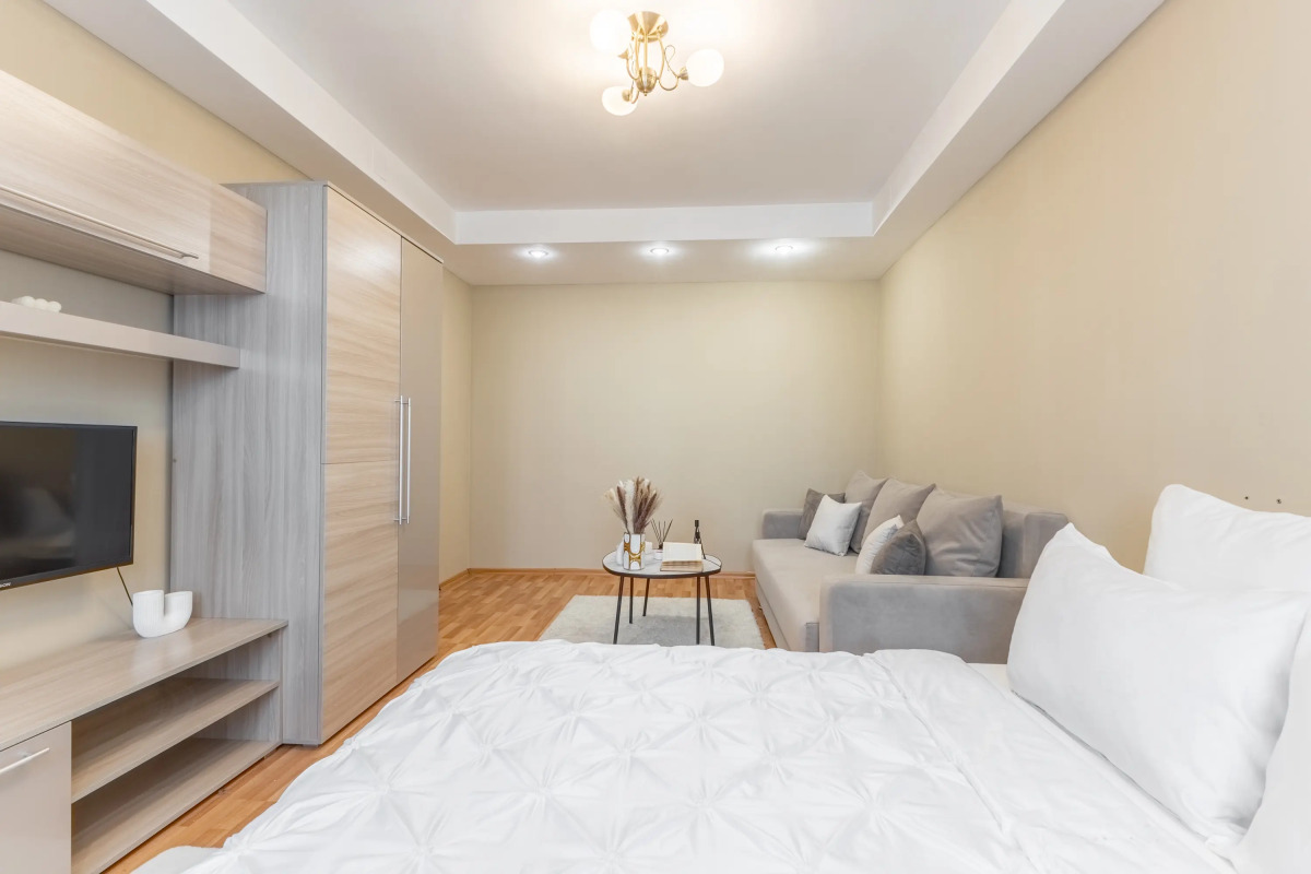 Апартаменты Комфорт на Амирхана Еники 4