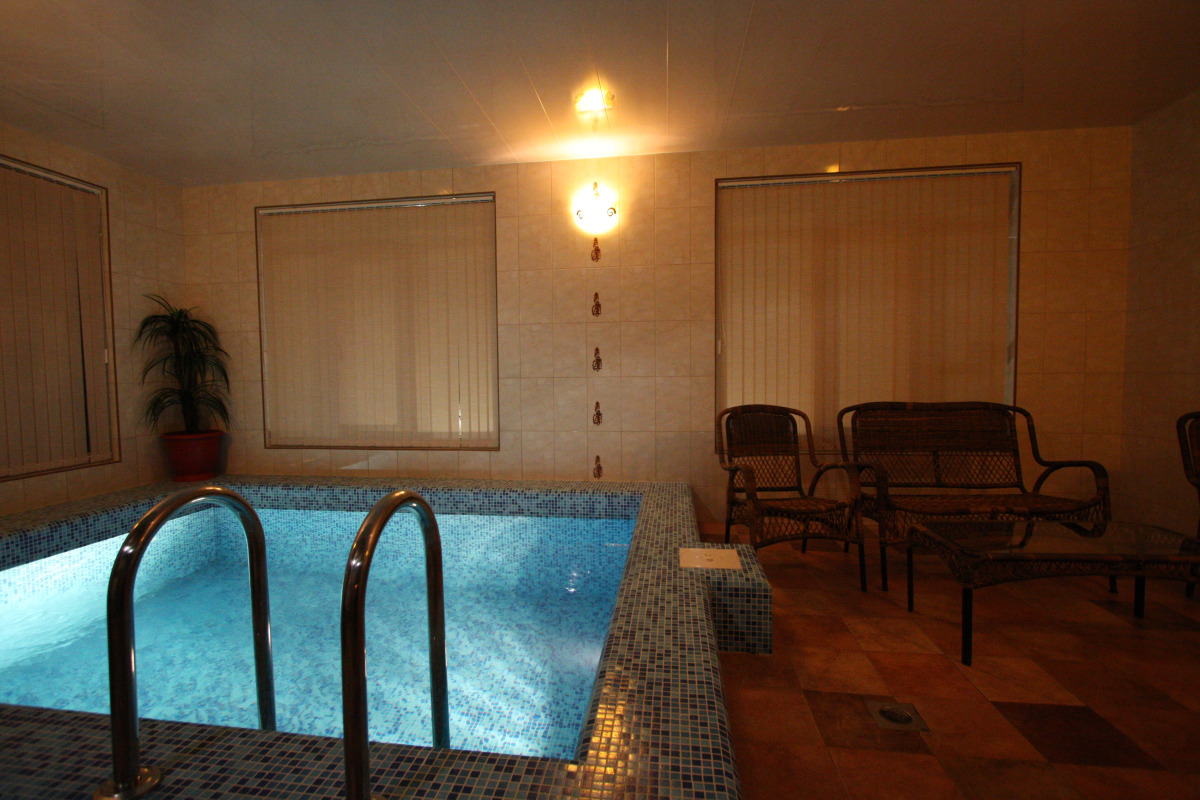 Отель Максимус