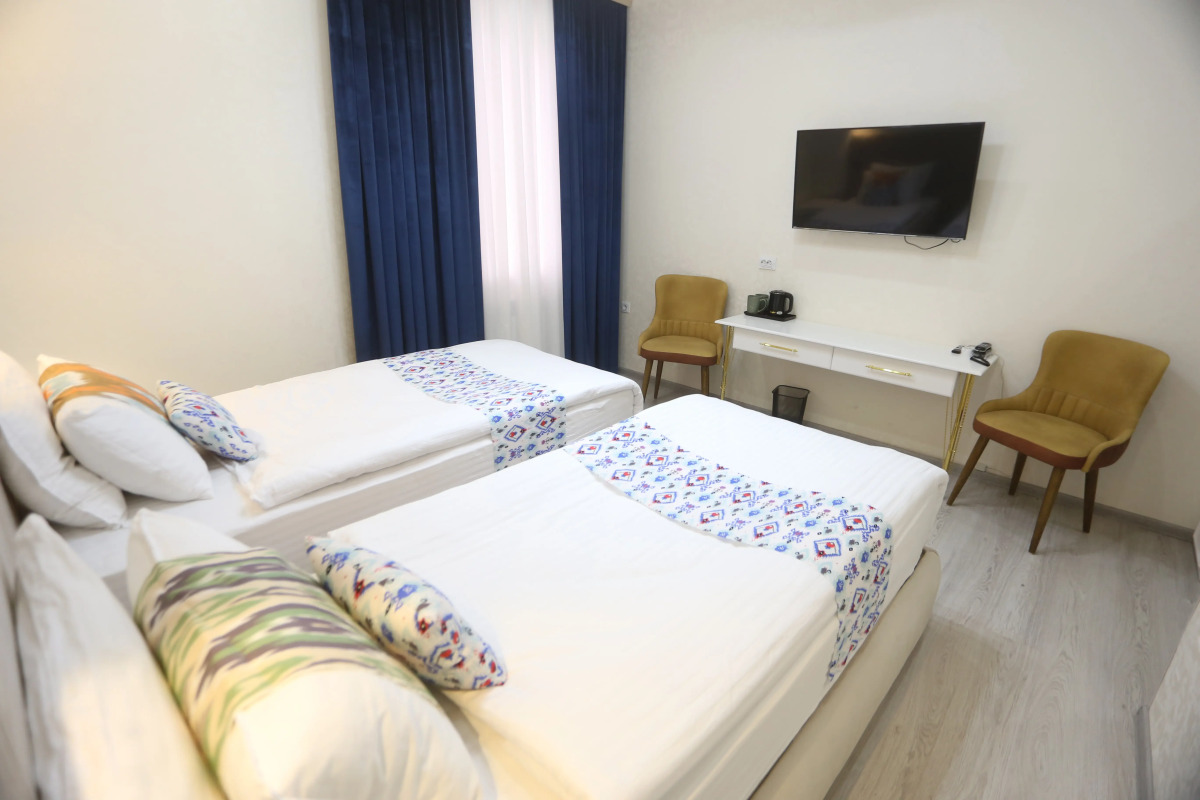 Отель Bibihojar