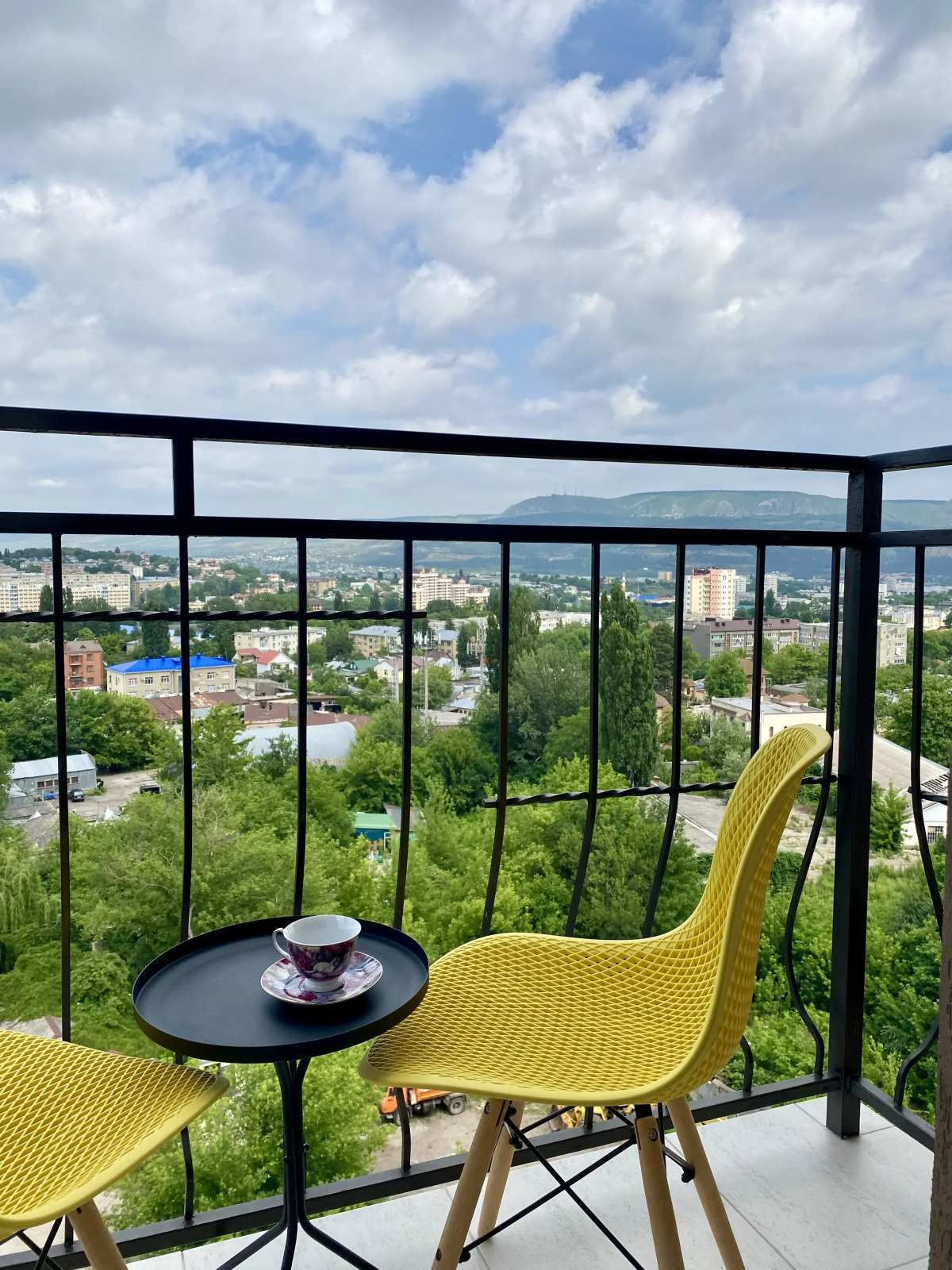 Квартира Студия со Спальной с Видом на Горы