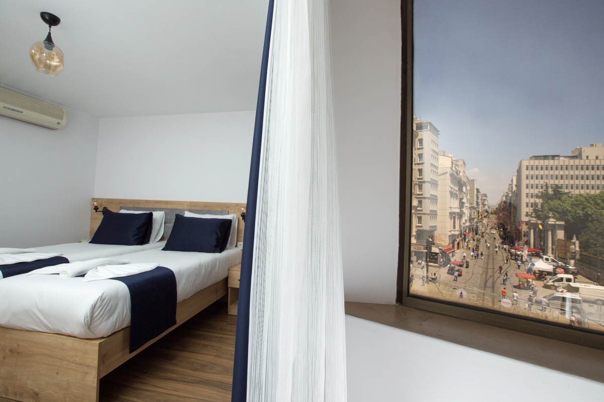 Отель Golden Street