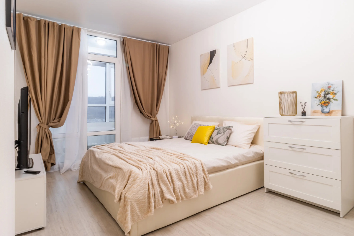 Квартира Сеть апартаментов ЧемодаНН с видом на реку